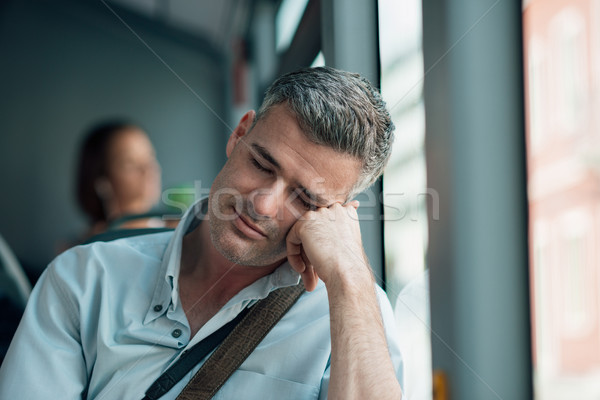 Człowiek snem autobus zmęczony posiedzenia Zdjęcia stock © stokkete