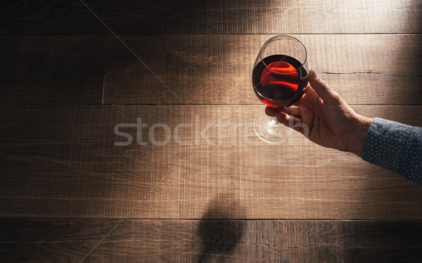 Stock fotó: Sommelier · kóstolás · kitűnő · vörösbor · férfi · tart