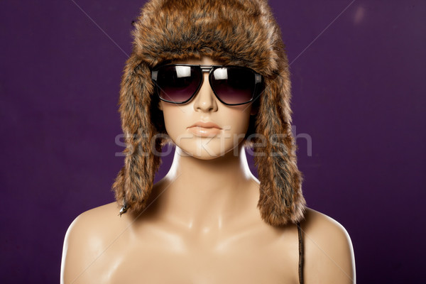 Mannequin mode lunettes de soleil hiver chapeau [[stock_photo]] © stryjek