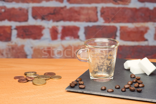 Csésze kávé számla téglafal kávézó pénz Stock fotó © Studio_3321