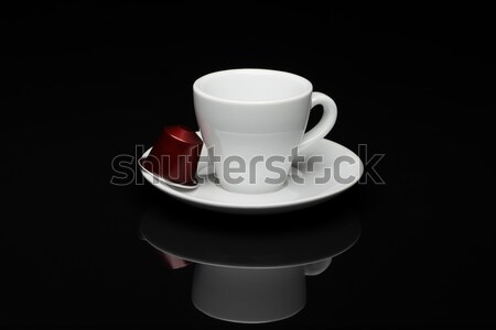 Beker koffie capsules zwarte reflectie drinken Stockfoto © Studio_3321