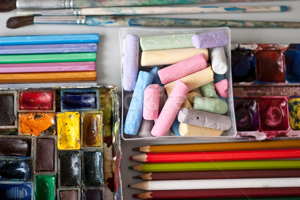 Rajz művészet zsírkréták vízfesték színes ceruzák Stock fotó © Supertrooper