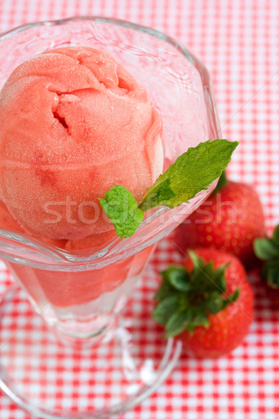 Foto stock: Sorbete · helado · menta · fresas · verano · fresa