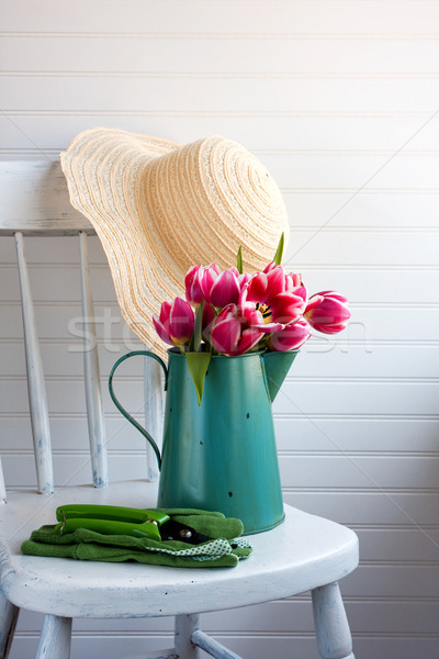 ストックフォト: 庭園 · 帽子 · 花 · 手袋 · ガーデニング · 椅子