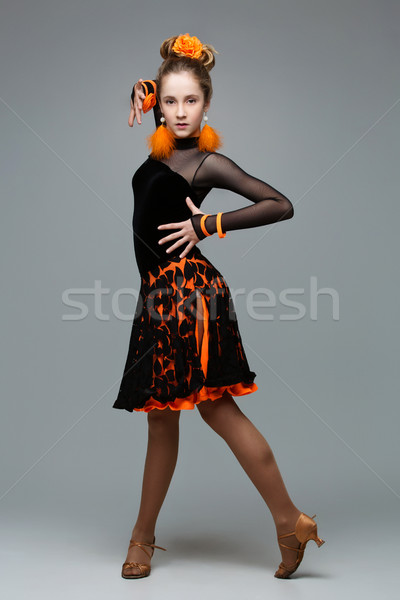 красивой бальный танцовщицы Сальса платье Сток-фото © svetography