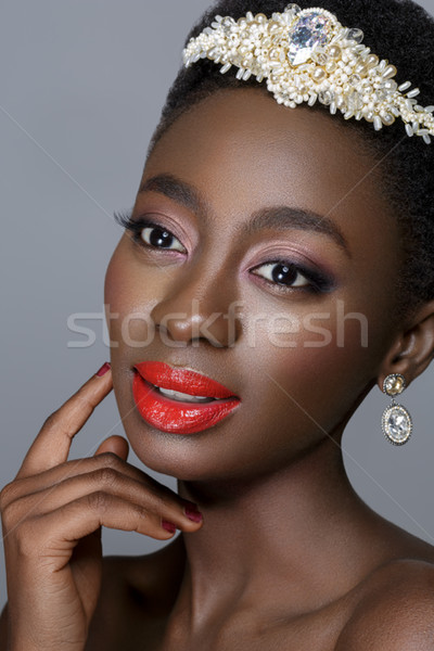 Belle noir peau mariée jeune femme lèvres rouges [[stock_photo]] © svetography