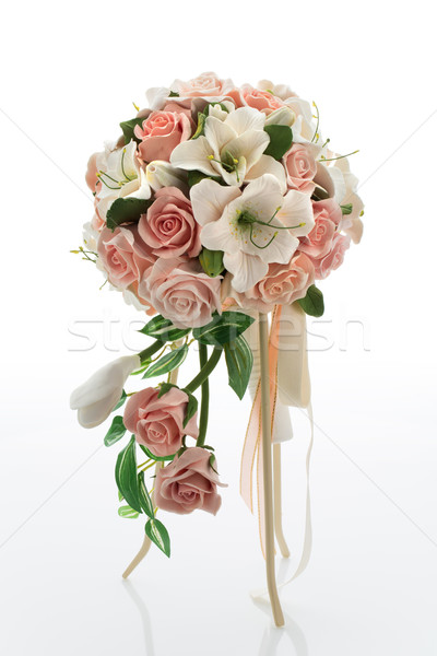 Foto stock: Ramo · de · la · boda · elegante · rosas · lirios · stand · aislado