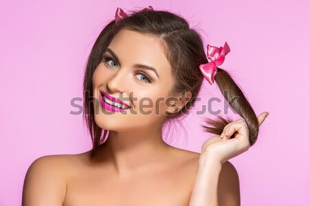Kettő gyönyörű fiatal nő rózsaszín smink szépség Stock fotó © svetography