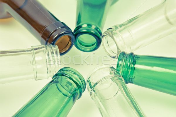 Vidro garrafas misto cores verde branco Foto stock © szabiphotography