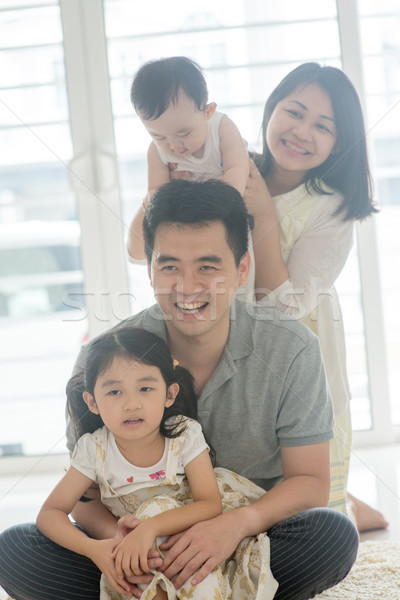 Stockfoto: Asian · familie · Maakt · een · reservekopie · ouders · kinderen