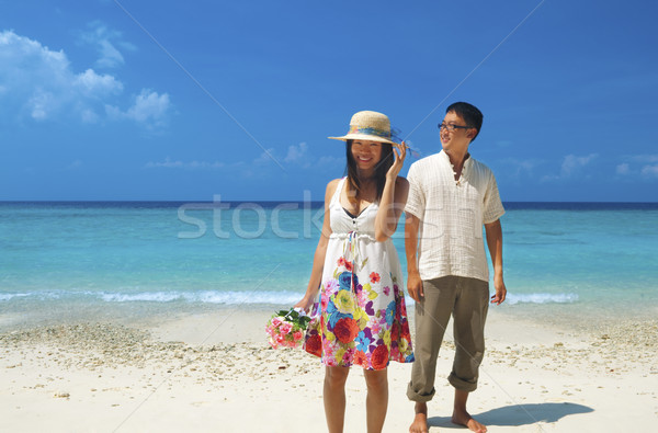 медовый месяц пару азиатских время острове Сток-фото © szefei