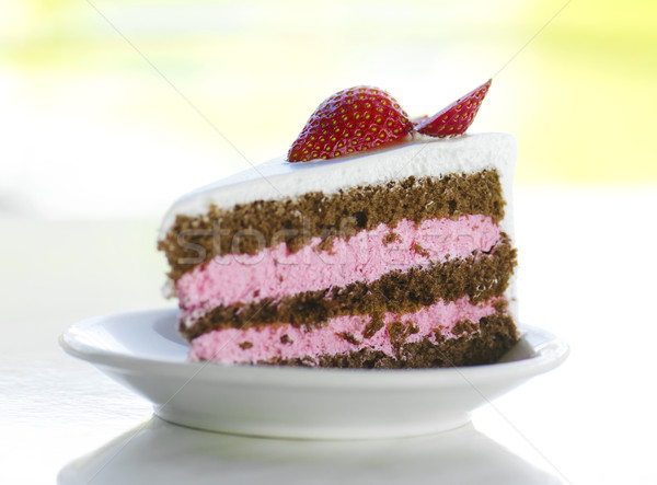 Epertorta eper szelet torta természetes világítás Stock fotó © szefei