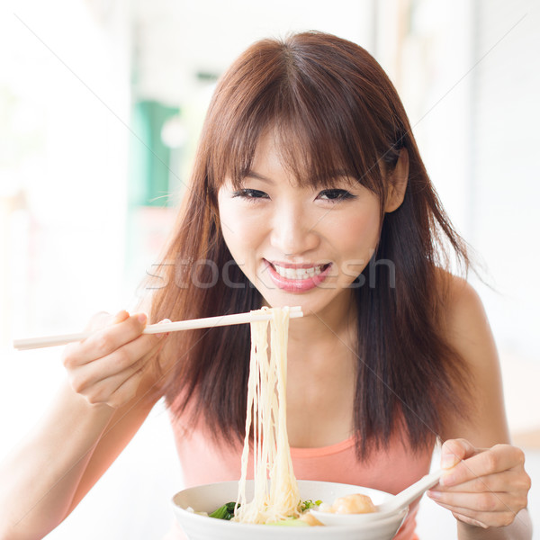 ストックフォト: アジア · 少女 · 食べ · ラーメン · 麺 · レストラン