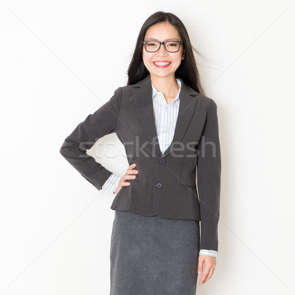Stock photo: Portrait of Asian business people 
