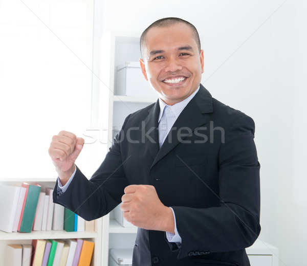 Foto stock: Alegre · sudeste · Asia · empresario · sonriendo · oficina