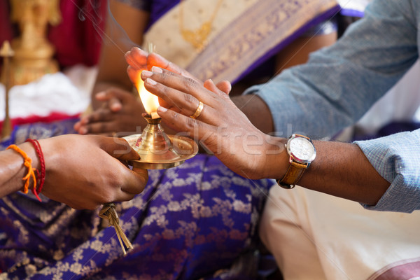 Tradizionale indian pregando persone sacerdote cerimonia Foto d'archivio © szefei