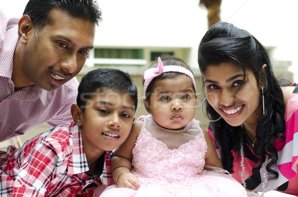 Feliz indiano família tempo ao ar livre Foto stock © szefei