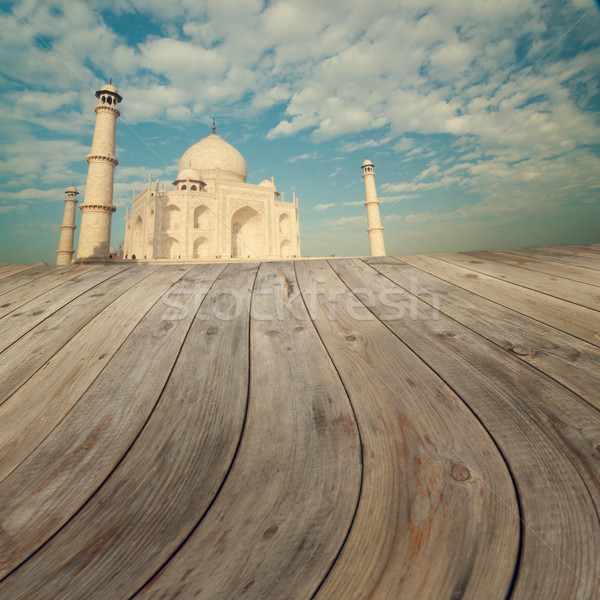 Taj Mahal Inde coucher du soleil vue bois plate-forme [[stock_photo]] © szefei