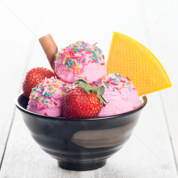 Foto stock: Rosa · sorvete · frutas · tigela · morango · branco