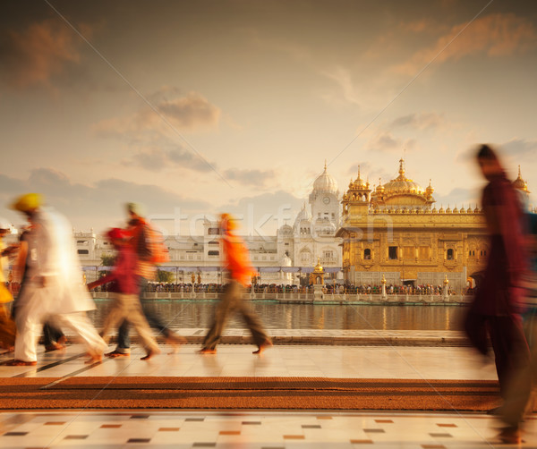 Sikh dourado templo Índia grupo caminhada Foto stock © szefei