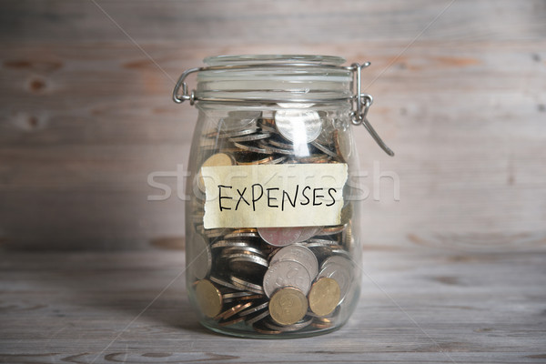 Foto stock: Dinheiro · jarra · despesas · etiqueta · moedas · vidro
