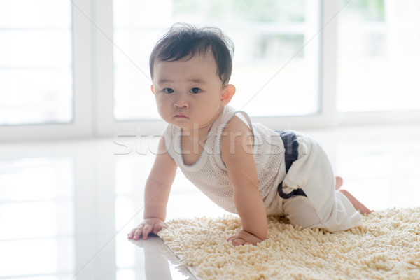 Stockfoto: Gezonde · baby · jongen · kruipen · tapijt · chinese