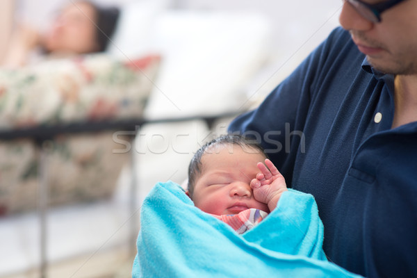 Stockfoto: Pasgeboren · asian · baby · ouders · slapen