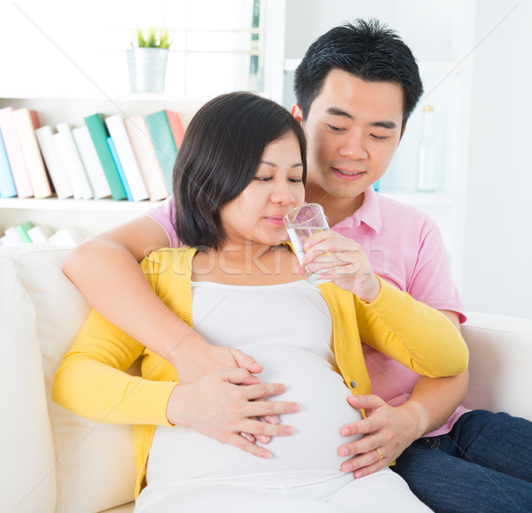 Сток-фото: беременная · женщина · питьевая · вода · беременности · пару · здравоохранения · напитки