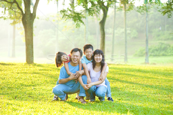 Aile portre Asya açık park aile çocuklar Stok fotoğraf © szefei