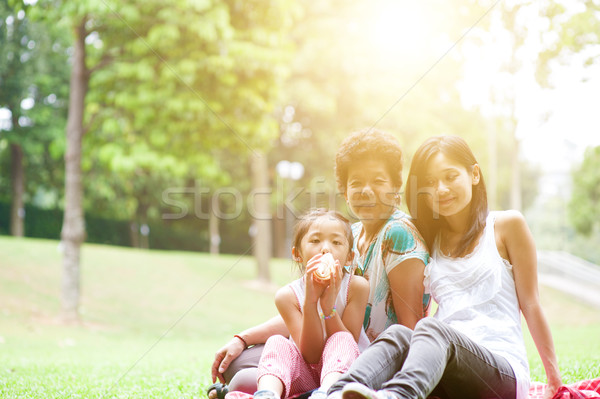 Grand-mère mère fille portrait asian [[stock_photo]] © szefei