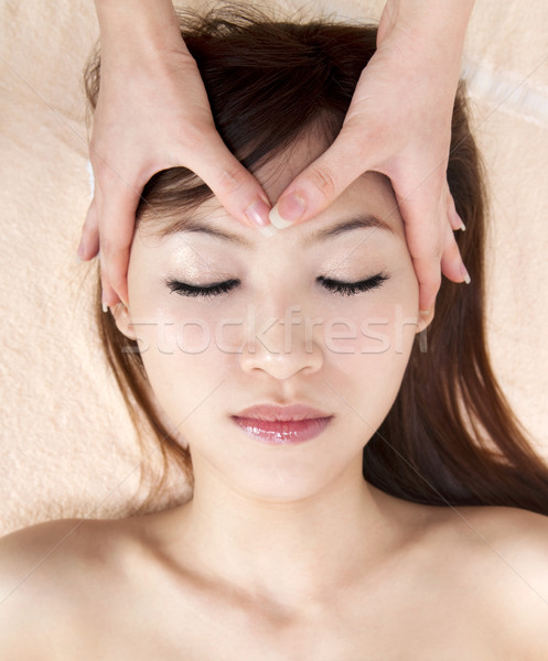 Massage salon de beauté asian fille tête femme [[stock_photo]] © szefei