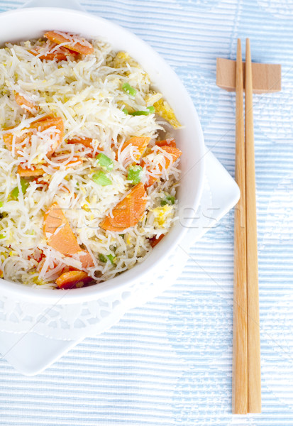 Rizs tészta ázsiai sült fény tányér Stock fotó © szefei