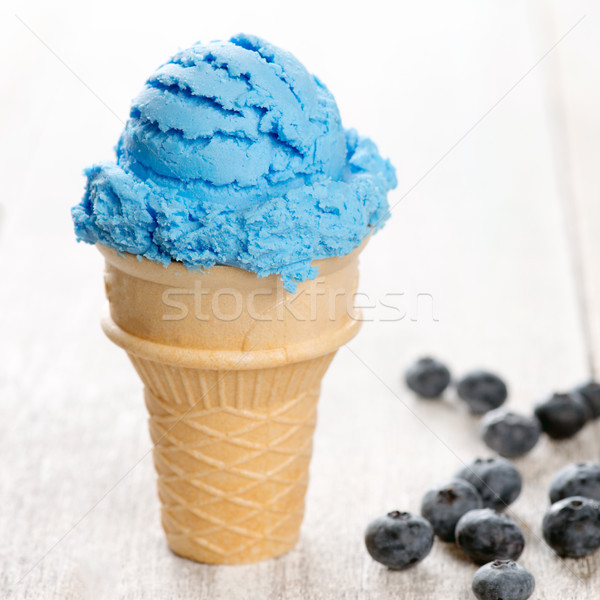 Bleu crème glacée gaufre cône myrtille fruits [[stock_photo]] © szefei