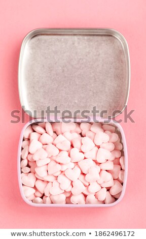 ストックフォト: Hearts Filled In Pill