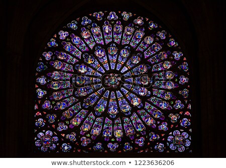 Foto stock: Stained Glass Notre Dame De Paris