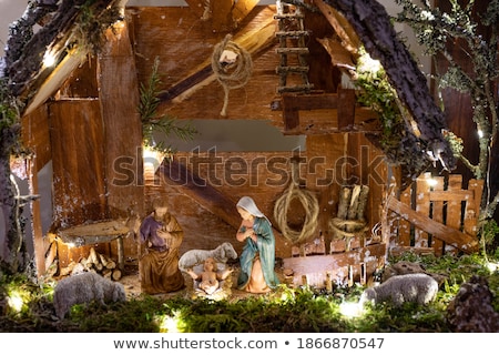 Foto stock: Wooden Christmas Stable With Bible Figurines