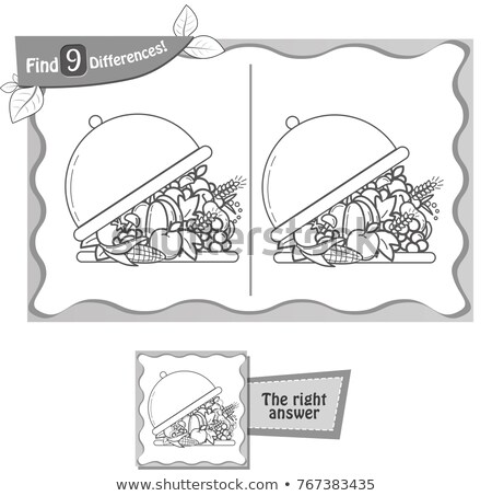 Foto d'archivio: Find 9 Differences Game Tray