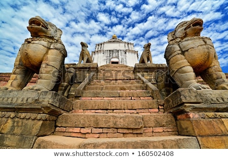 Stockfoto: Ancient Statues In Old Bhaktapur City