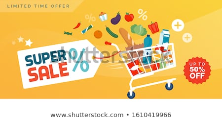 Foto stock: Clearance Shopping Cart