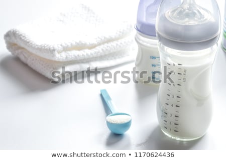 Foto d'archivio: Baby Formula In Milk Bottle