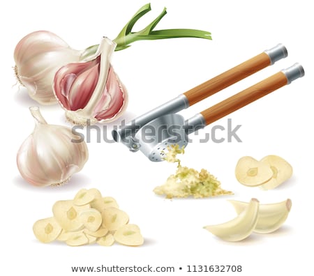 Foto d'archivio: Sprouting Clove Of Garlic