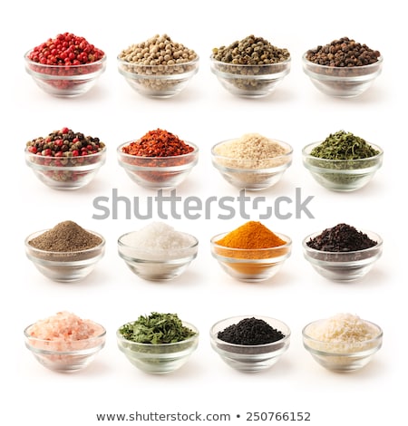 Foto d'archivio: Sea Salt In Wooden Bowl On White Background With Clipping Path