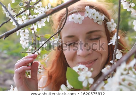 Foto stock: Woman In Red Dress Barefoot