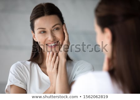 Stockfoto: Ooie · frisse · jonge · brunette · in · wit · overhemd