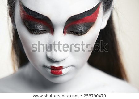 Stockfoto: Geisha With Traditional Make Up