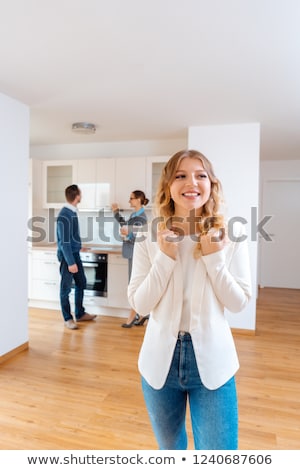 Foto d'archivio: Woman Raving About The Apartment She And Her Man Are Going To Rent