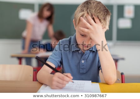 Foto stock: Boy With Books On Head