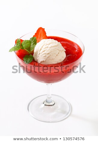 Stockfoto: Ice Cream With Strawberry Puree In Coupe