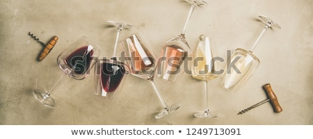 Zdjęcia stock: Glasses Of White Red And Rose Wine And Grapes