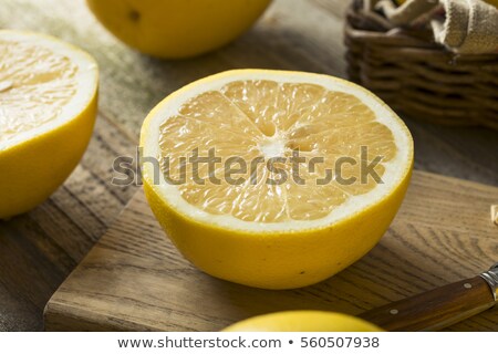 Foto stock: Fresh White Grapefruits